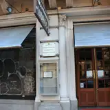 Clásica Y Moderna