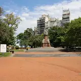 Feria de Artesanos de Plaza Francia