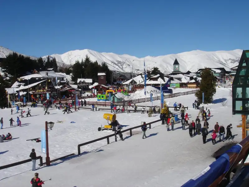 Escuela de Ski Catedral Ski Resort