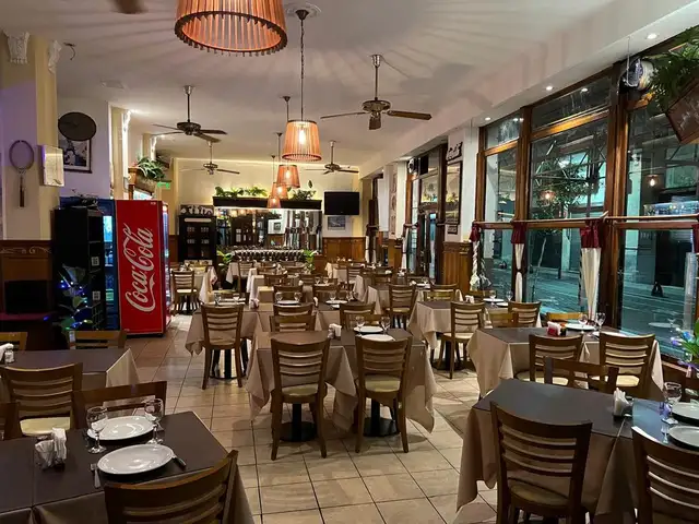 Javi S Parrilla Restaurant