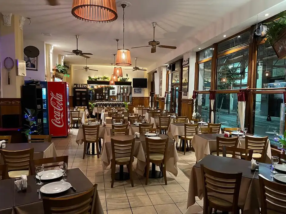Javi S Parrilla Restaurant
