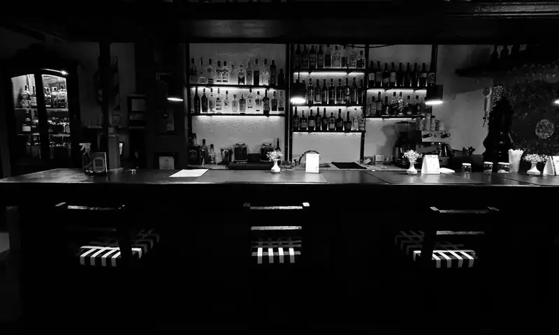 Martineta Bar